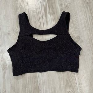 Lululemon sports bra